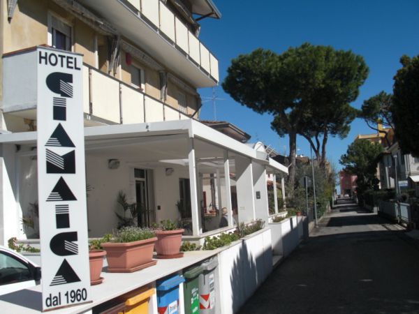 Giamaica Hotel Viserba Di Rimini Luaran gambar
